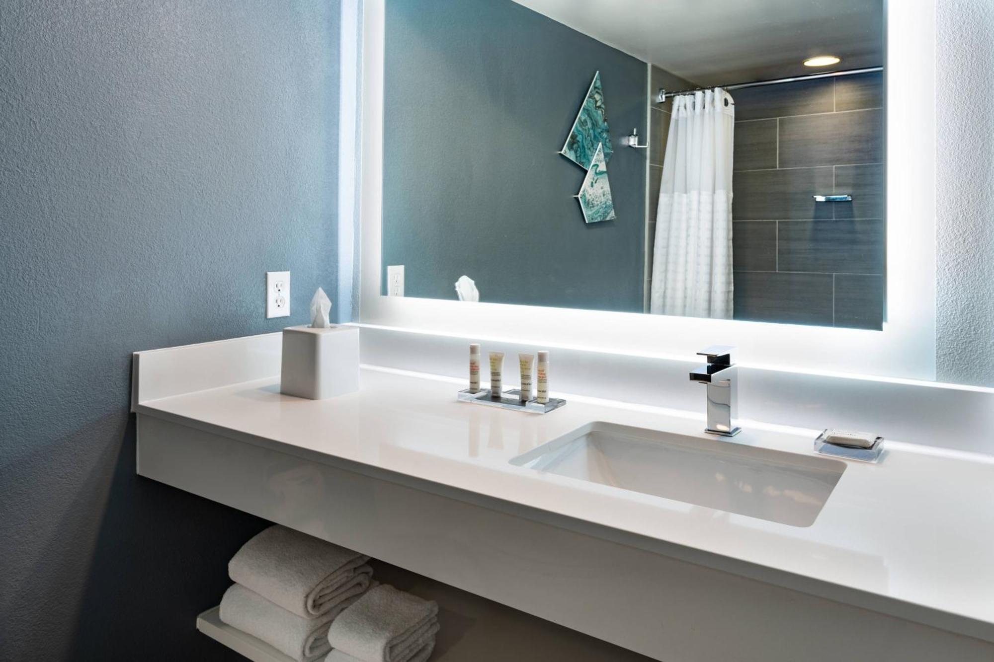 Marriott Anchorage Downtown Hotel Екстериор снимка